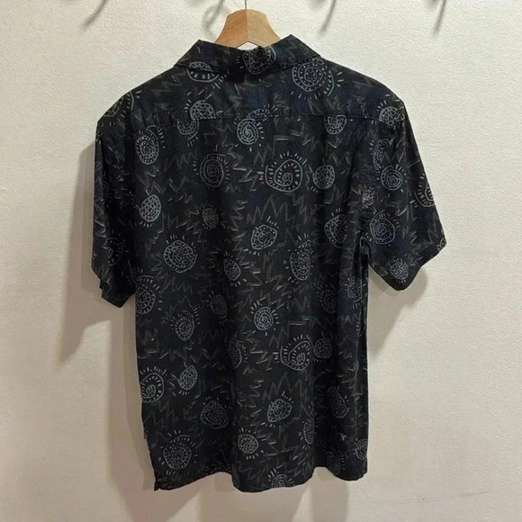 Billabong Hemp Vacay Short Sleeve Button Up - Black - Size Small - Picture 2 of 5